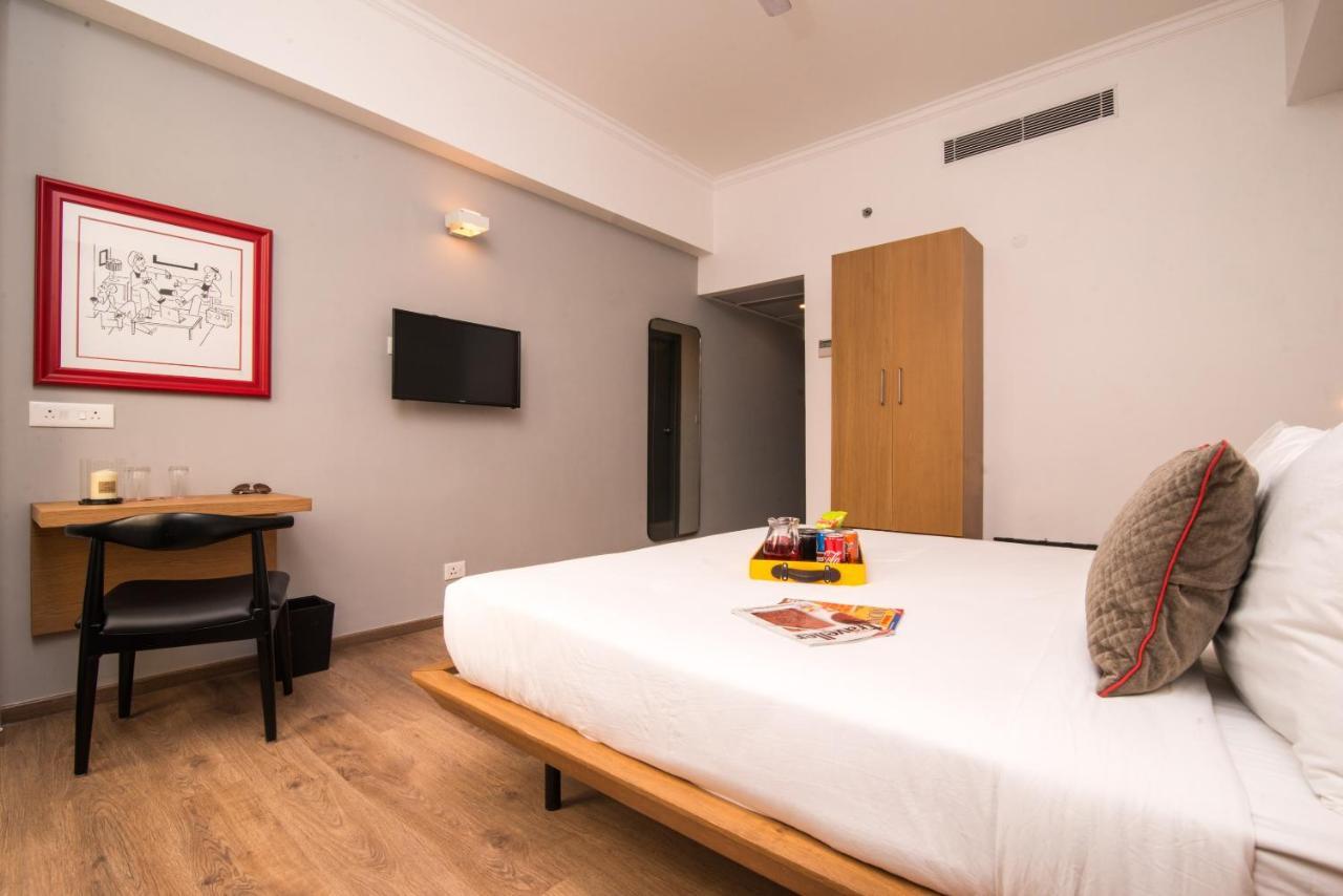 Oyo Townhouse 028 Corporate Suite Ноида Екстериор снимка